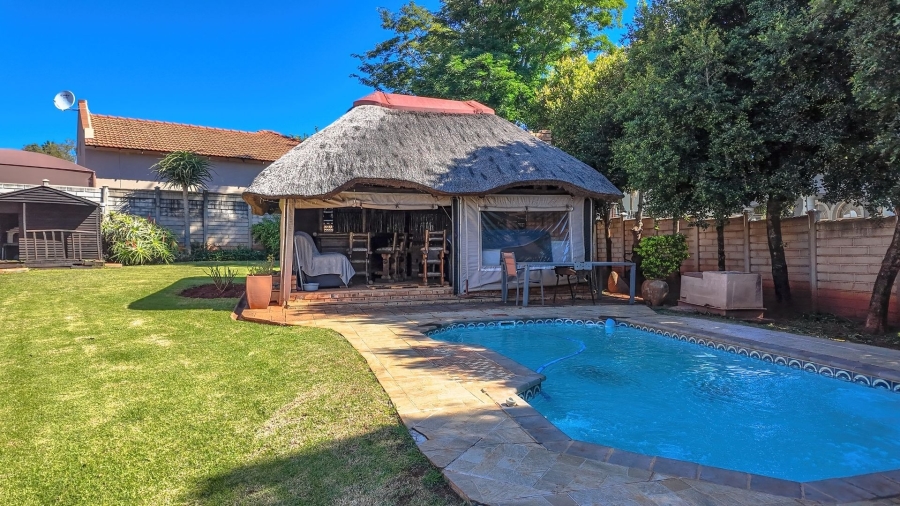 3 Bedroom Property for Sale in Safari Gardens North West
